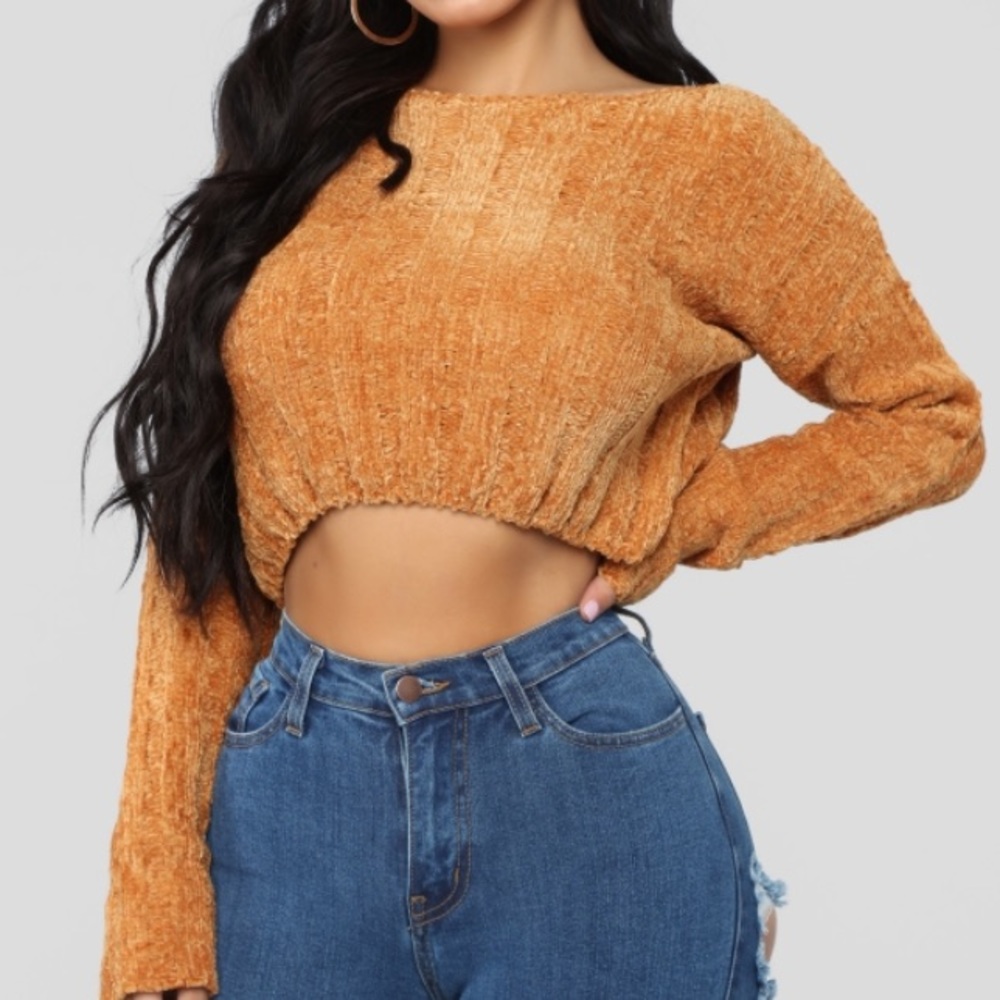 Warm me up - Mustard Crop Sweater